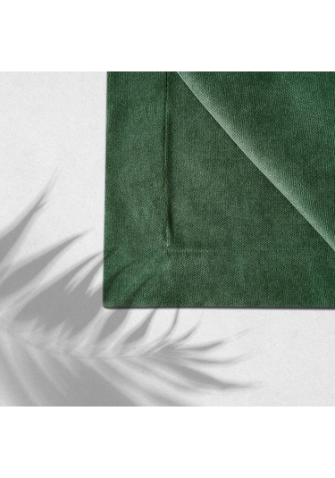 Kadife Dokulu Masa Örtüsü Yeşil Rengi