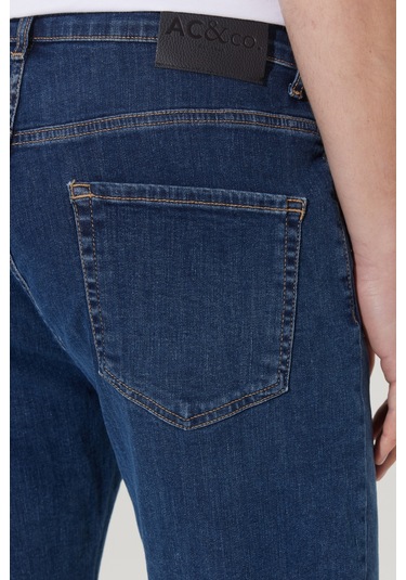 Ac&Co / Altınyıldız Classics Erkek K.Mavı Slim Fit Dar Kesim Pamuklu Esnek Denim Şort Koyu Mavi