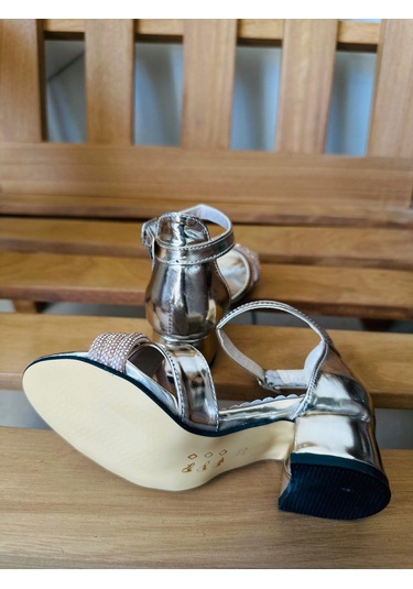 Gala Önü Çapraz Çocuk Topuklu Ayk Gold