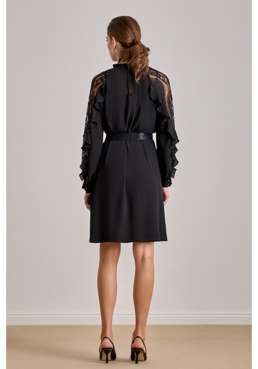 Dökümlü Siyah Krep Elbise Siyah