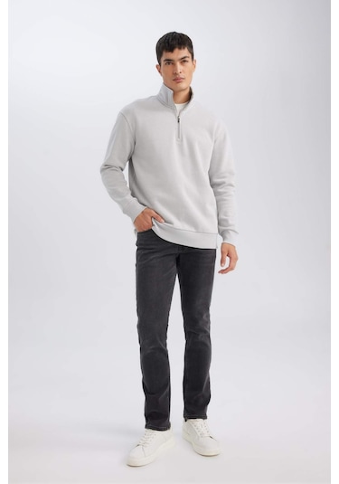 DeFacto Gri 3 İplik Pamuklu Şardonlu İçi Polarlı Comfort Regular Fit Rahat Kalıp Dik Yaka Fermuarlı Kalın Sweatshirt D9067AXNSGR253