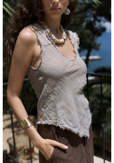Mai Collection Mai Studios Co. Veilinas Asimetrik Vizon Keten Crop Vizon