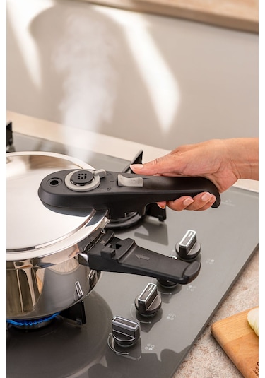 Emsan Fast Cooker Çift Emniyetli Düdüklü Tencere 4 Lt Siyah