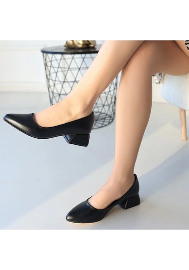 Desniy Siyah Cilt Kadın Topuklu Ayakkabı Siyah