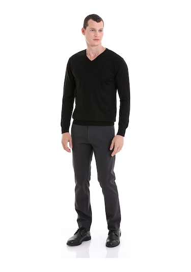 Hatemoğlu Siyah Regular Fit Düz V Yaka Yünlü Triko Kazak Siyah