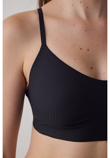Penti Siyah Fit Dikişsiz Balensiz Push Up Sütyen