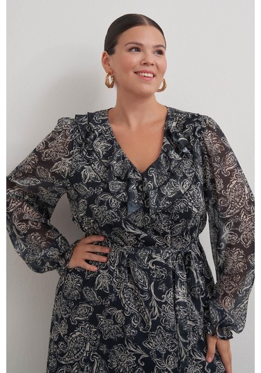 V Yaka Fırfırlı Kuşaklı Elbise-3366 Siyah