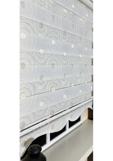 Storburada Zebra Stor Nakışlı Ekru Etek Dilimli St 126 Ekru