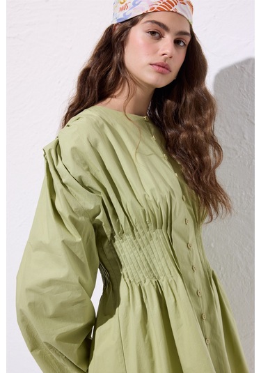 Beli Pile Detaylı Uzun Kol Bluz Yeşil Yeşil