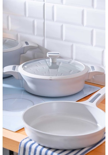 Acar Ultimate Pro Döküm 7 Parça Tencere Seti Beyaz