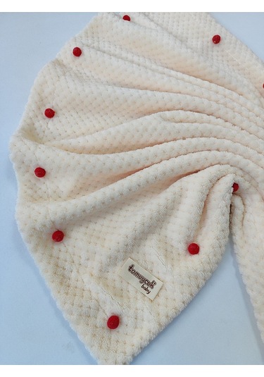 Tv Battaniyesi Love Nakışiı Kalpli Ponponlu Koltuk Şalı Battaniye Hediyelik Örtü Oyun Matı Ekru