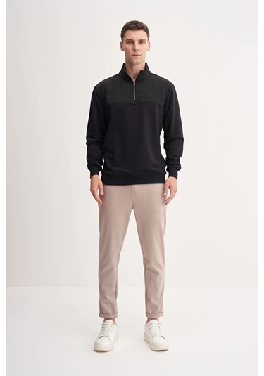Cazador Premium Regular Fit Dik Yaka Mevsimlik 3 İplik Sweatshirt-53415 Siyah Cazador Premium Regular Fit Dik Yaka Mevsimlik 3 İplik Sweatshirt-53415 Siyah