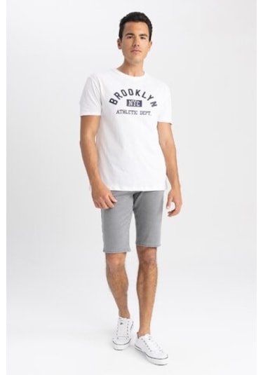 DeFacto Slim Fit Dar Kesim Jean Bermuda A4802AX23SMNM55 DeFacto Slim Fit Dar Kesim Jean Bermuda A4802AX23SMNM55