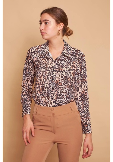 Desenli Yakalı Uzun Kol Likrasız Şık Kumaş Gömlek-Açık Bej Leopar A.Bej Leopar