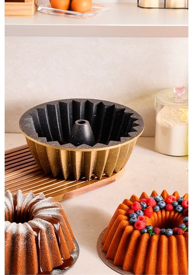 Cake Pro Döküm Yıldız Gold Kek Kalıbı Gold