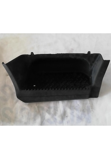 Canter 444 - 449 Basamak Plastiği Sağ MB392853