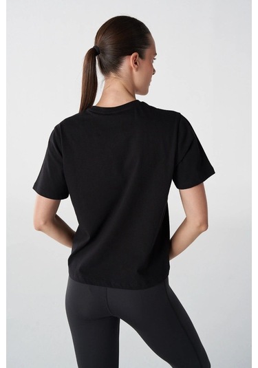 Hummel T-ıc Icona Boxy Unity Kadın Siyah Yuvarlak Yaka Tişört 911867-2001 Siyah