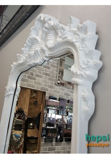 Vintage Madam Model Varaklı Boy Aynası Beyaz