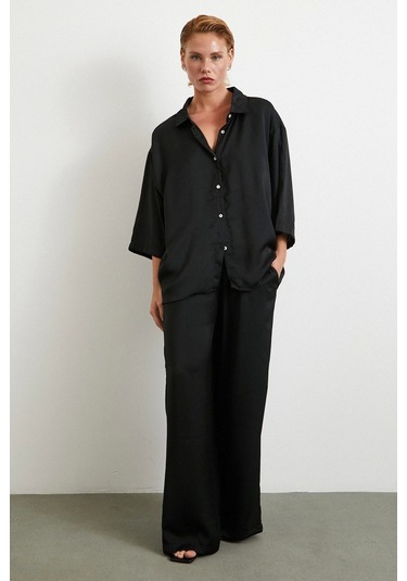 Dökümlü Romantik Gömlek Siyah Siyah