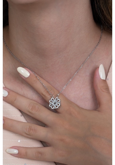 Yonca Ve Kalpli Kadın Çelik Kolye 2 Farklı Kullanım Şekli Eck46 001