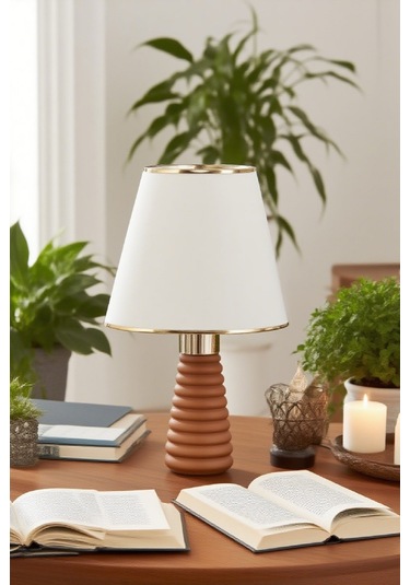 Ahşap Masa Abajuru Kumaş Başlık Dekoratif Masa Lambası Gece Lambası Açık Krem