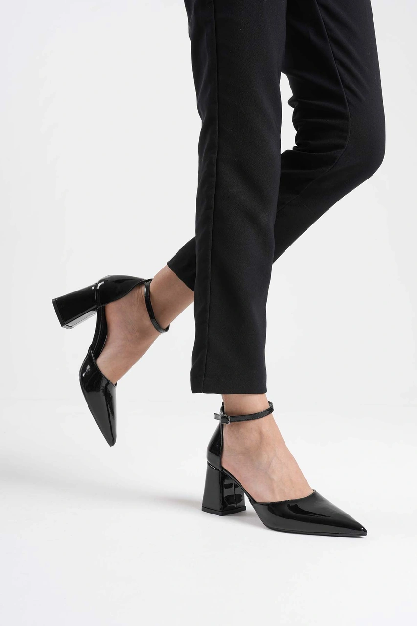 Doren Siyah Rugan Kadın Topuklu Ayakkabı Muhtelif