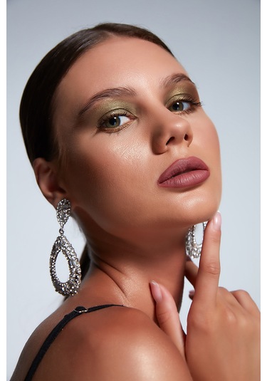 New Well Derma Highlighter & Eyeshadow Palette 10