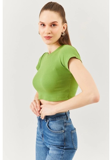 Kadın Kısa Kol Bisiklet Yaka Vücuda Oturan %100 Pamuklu Kaşkorse Esnek Crop Bluz Çimen Yeşili