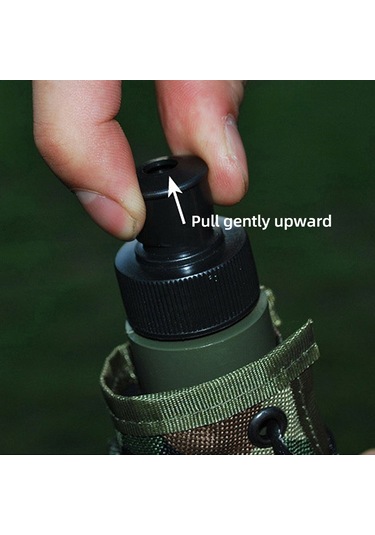 Neevoyu Dayanıklı 800ml Outdoor Su Matarası - Omuz Askılı, Yürüyüş Ve Kamp İçin Yeşil