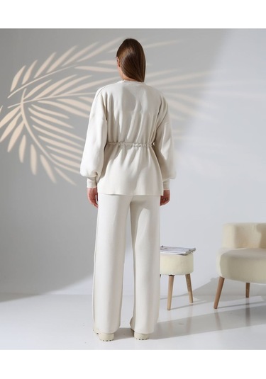 Kuşak Detaylı İkili Triko Takım Taş