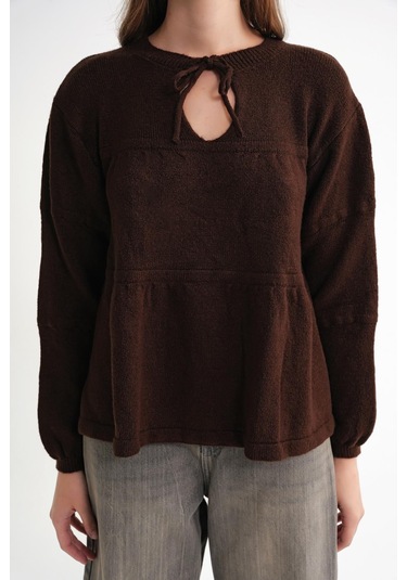 6950 Kadın Yakası Bağcıklı Pileli Triko Kazak Kahve Kahve