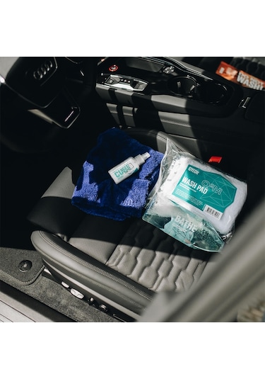 Gyeon Q²m Wash Pad Çift Yüzlü Araç Yıkama Eldiveni