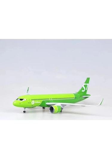 1/80 Ölçek Airbus A320 Neo S7 Airlines 47 Cm Model Uçak