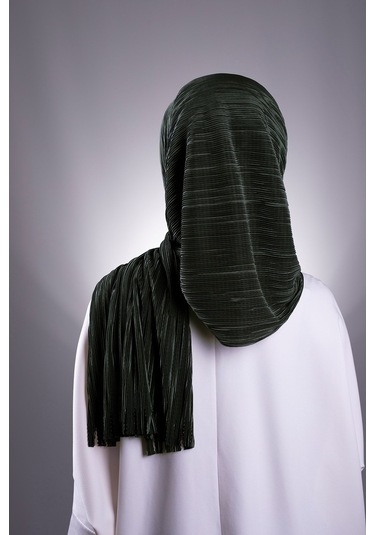 Zümrüt Pratik Hazır Geçmeli Tesettür Eşarp Fukuro Piliseli Saçakl Zümrüt