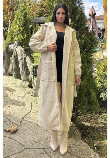 Ekru Cepli, Balon Kol, Kemerli, Kalın Örgü Triko, Uzun Kaban Ekru