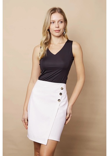 Kadın Arkadan Fermuarlı Düğme Detaylı Hafif Likralı Kumaş Diz Üstü Kalem Etek-krem Krem