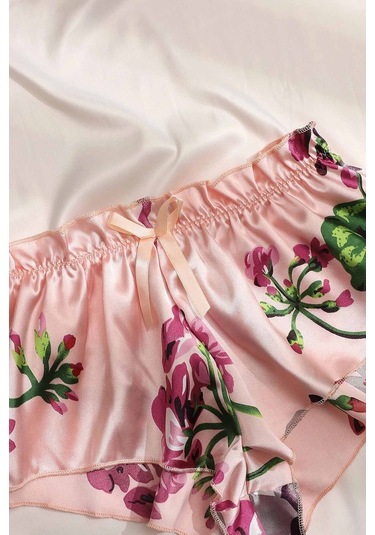 Merry See Dantel Büstiyerli Çiçekli Sütyen Şort Pijama Takımı Çok Renkli