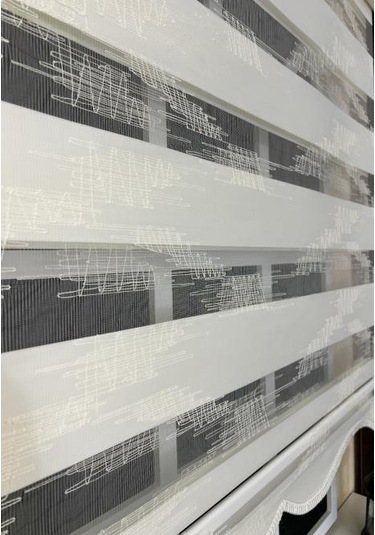 Storburada Zebra Stor Nakışlı Ekru Etek Dilimli St 124 Ekru