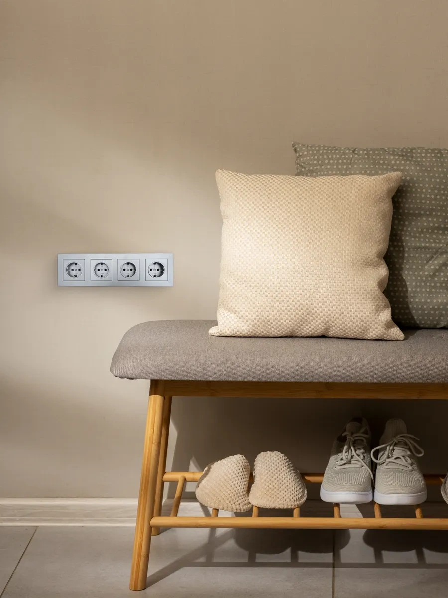 Unıversal Topraklamalı Gömme Dörtlü Priz 191244685 Afina