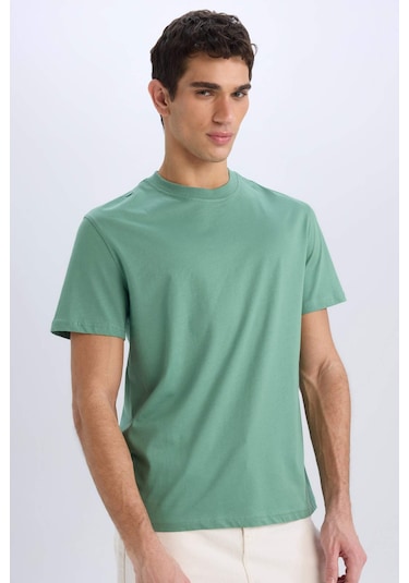 DeFacto %100 Pamuk New Regular Fit Bisiklet Yaka Basic Düz Kısa Kollu Tişört V7699AZ25SPGN759 DeFacto %100 Pamuk New Regular Fit Bisiklet Yaka Basic Düz Kısa Kollu Tişört V7699AZ25SPGN759