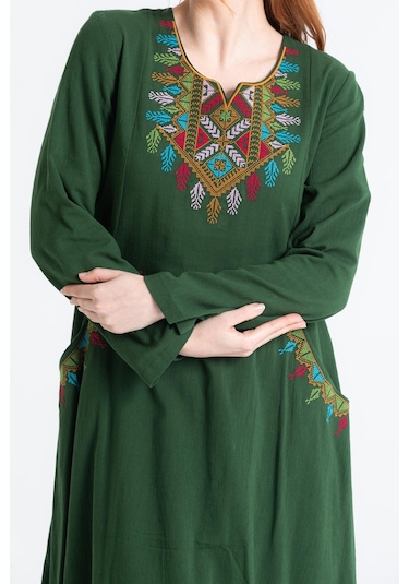Uzun Kol Şile Bezi Nakışlı Antik Uzun Elbise Yeşil