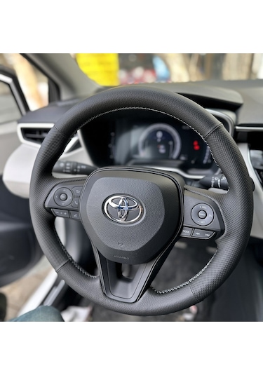 Toyota Corolla 2020-2024 Araca Özel Direksiyon Kılıfı Nokta Düz Gri Dikiş
