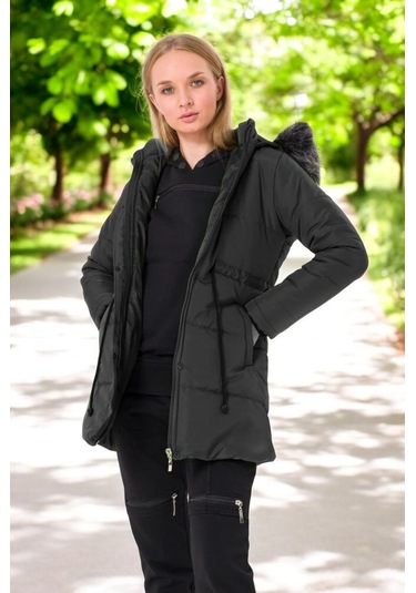 Kışlık Orta Boy Kürklü Kapüşonlu Su Geçirmez Rahat Kadın Şişme Mont Siyah
