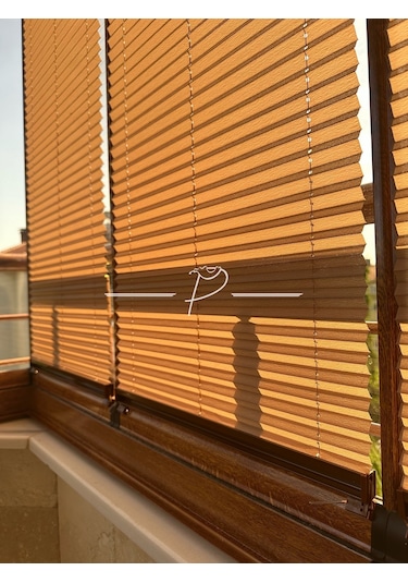 Plise Perde Cam Balkon Akordiyon Perde Sistemleri 11 Renk Seçeneği Çok Renkli