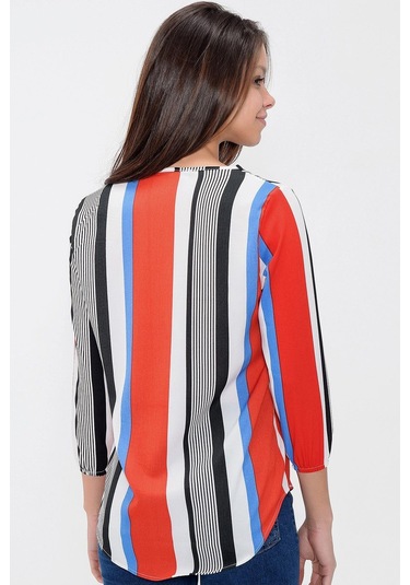 Kadın Kırmızı Yakası Yırtmaçlı Krep Bluz Truvakar Kol Çizgili Ve Giy Çık - Tesettüre Uygun Kırmızı