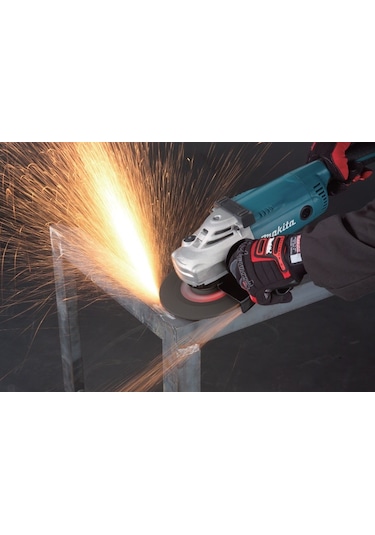 Makita GA7020 2200 W 180 MM Büyük Taşlama Makinesi