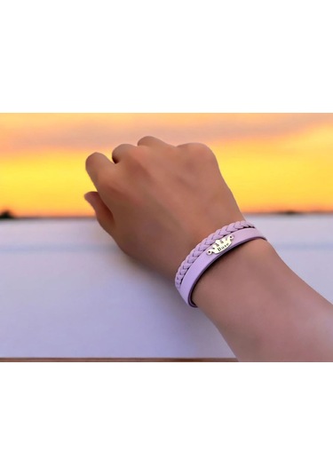 Archin Buse İsmine Özel 14 Ayar Altın Plakalı Doğal Mor Derili Taç Figürlü Hediye Bileklik-637isim Buse