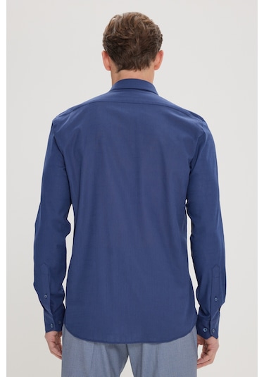 AC&Co / Altınyıldız Classics Erkek LACI Tailored Slim Fit Dar Kesim Düğmeli Yaka %100 Pamuk Gömlek Lacivert AC&Co / Altınyıldız Classics Erkek LACI Tailored Slim Fit Dar Kesim Düğmeli Yaka %100 Pamuk Gömlek Lacivert