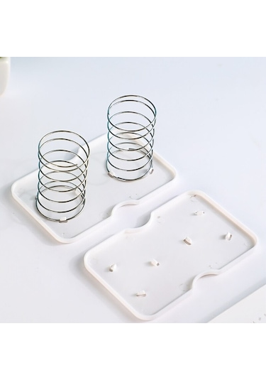 Pratik Yaylı Mendil Kutusu Çift Yay İçerir Dayanıklı Ve Yüksek Elastikiyet Alttaki Kağıdı Daha Kolay Almanıza Yardımcı Olur