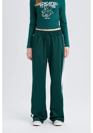 DeFacto Coool Wide Leg Eşofman Altı Geniş Bol Paça Beli Lastikli Cepli Bağcıklı E2667AX24WNGN516 Yeşil